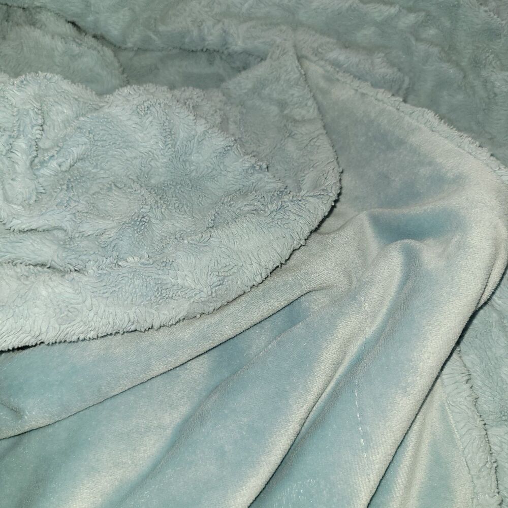 Berkshire Blanket Classic Plush Solid Throw Light Blue 47x70"100% Polyester